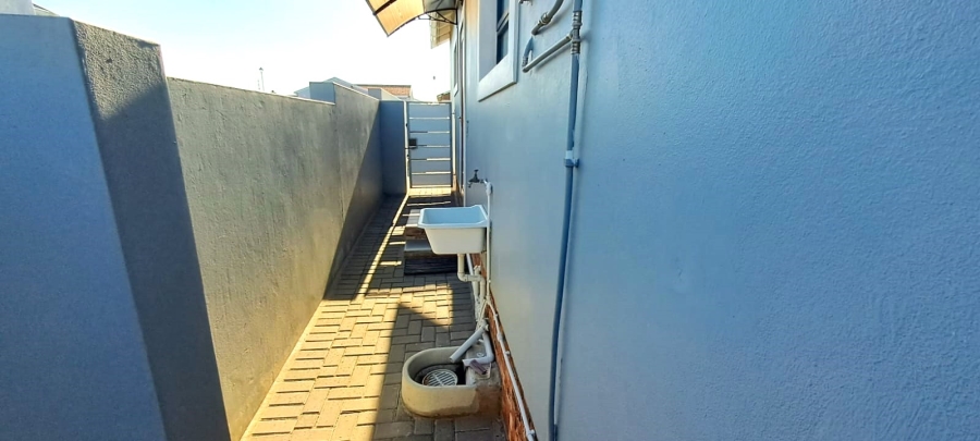 2 Bedroom Property for Sale in Fountains Estate Eastern Cape